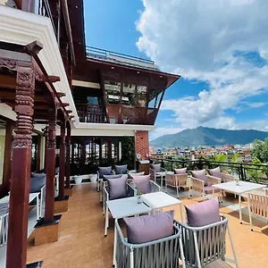 4* Hotel Timber House