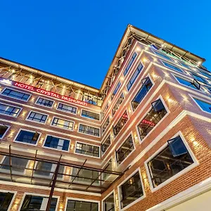 4* Hotel Crystal Pashupati
