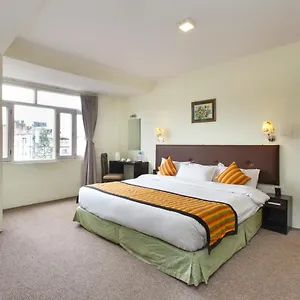 3* Hotel Serenity